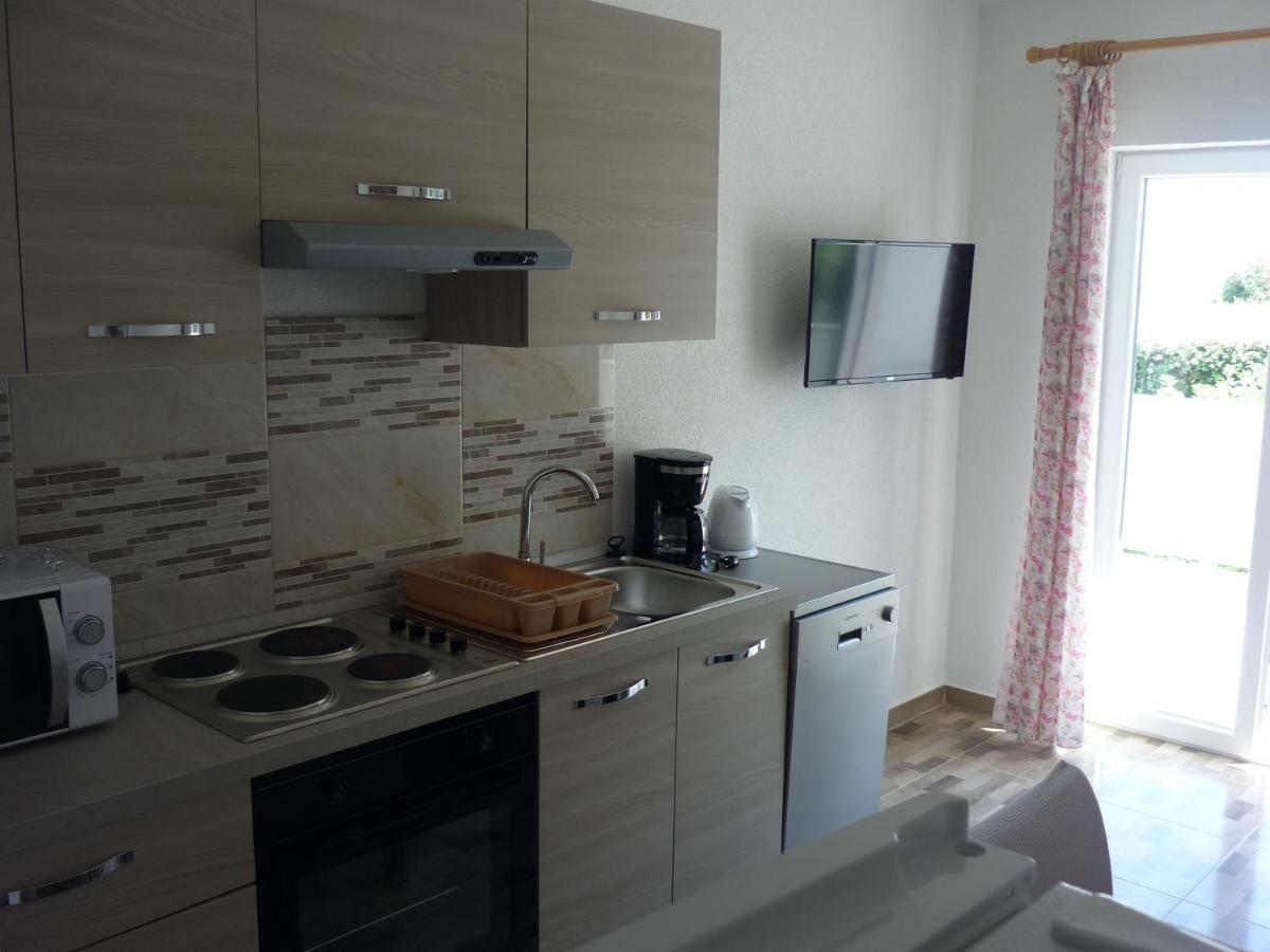 Apartman Miljenko - Matovica Kampor Exterior foto